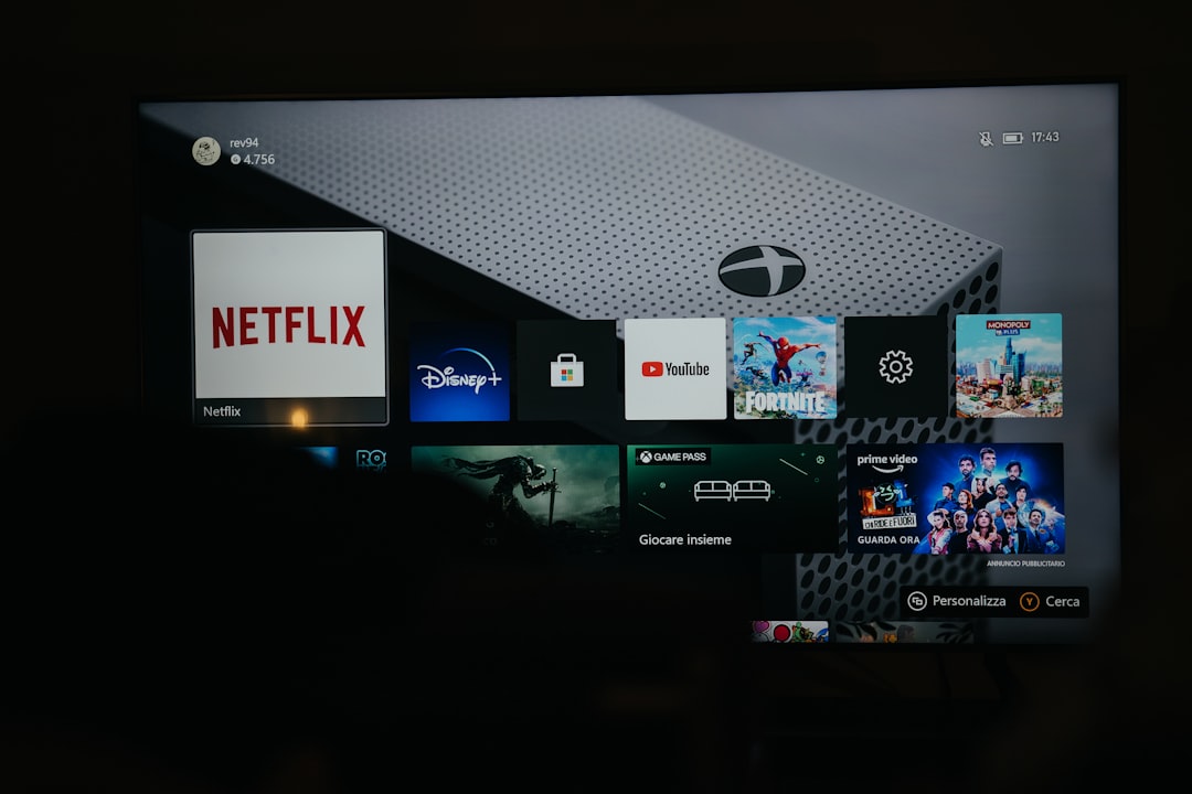 Smart TV with IPTV interface
